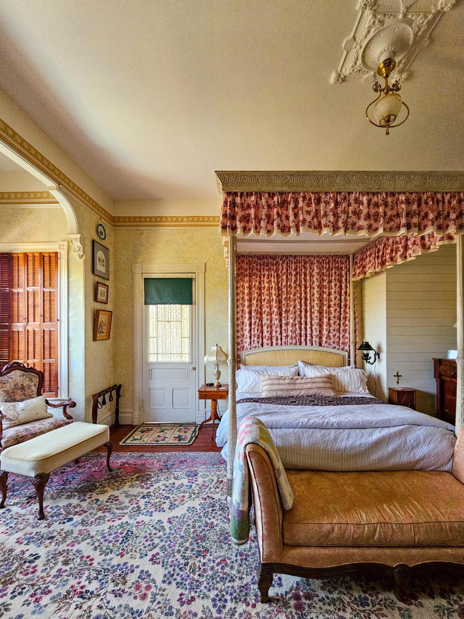 The Jd Hyde Historic Inn Visalia Buitenkant foto