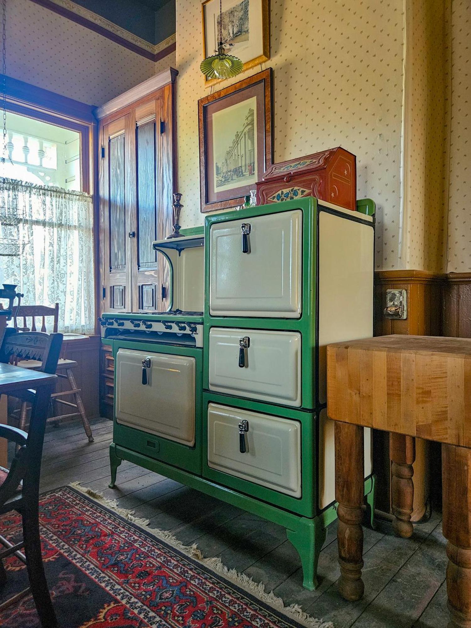 The Jd Hyde Historic Inn Visalia Buitenkant foto