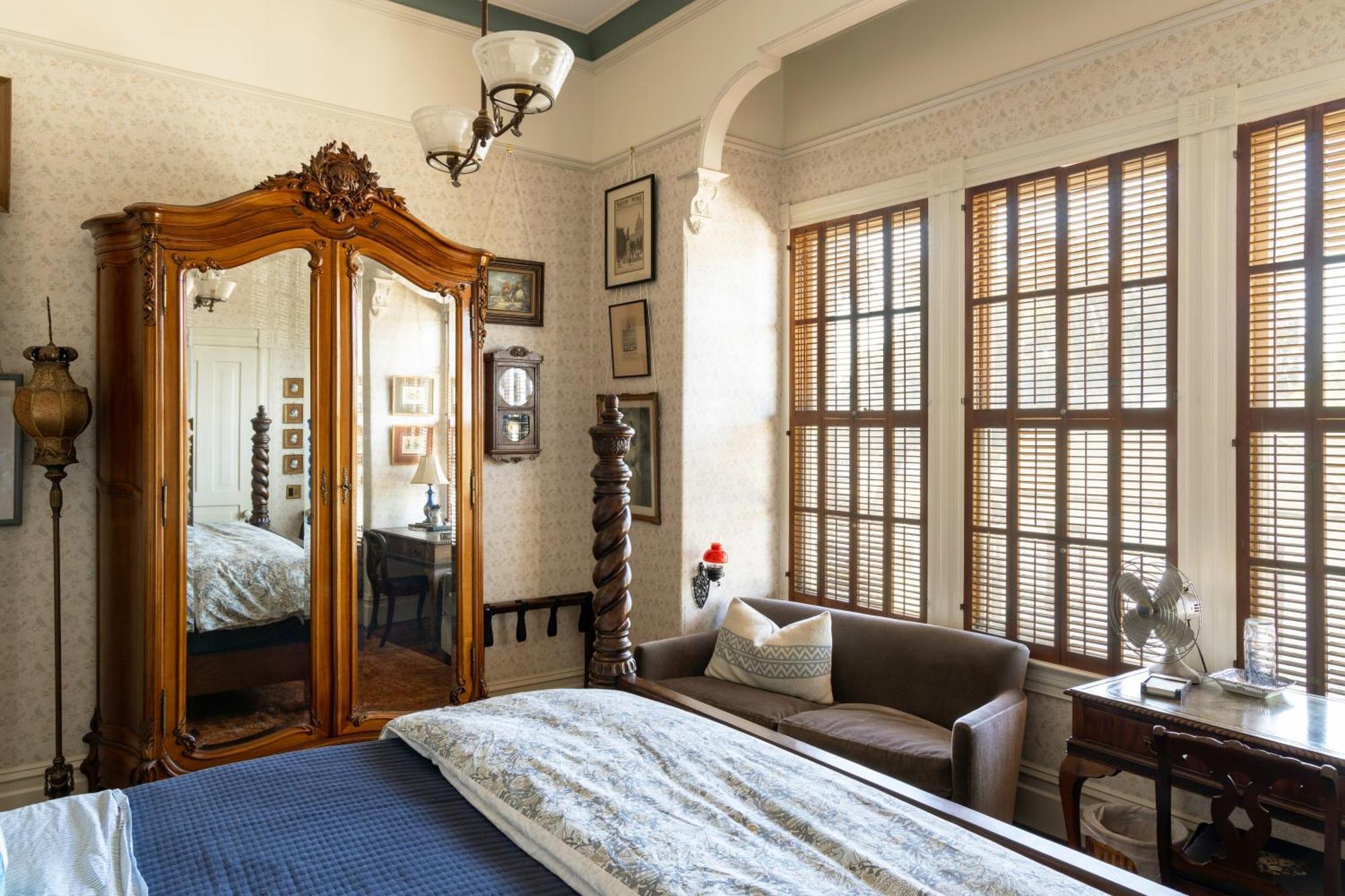 The Jd Hyde Historic Inn Visalia Buitenkant foto