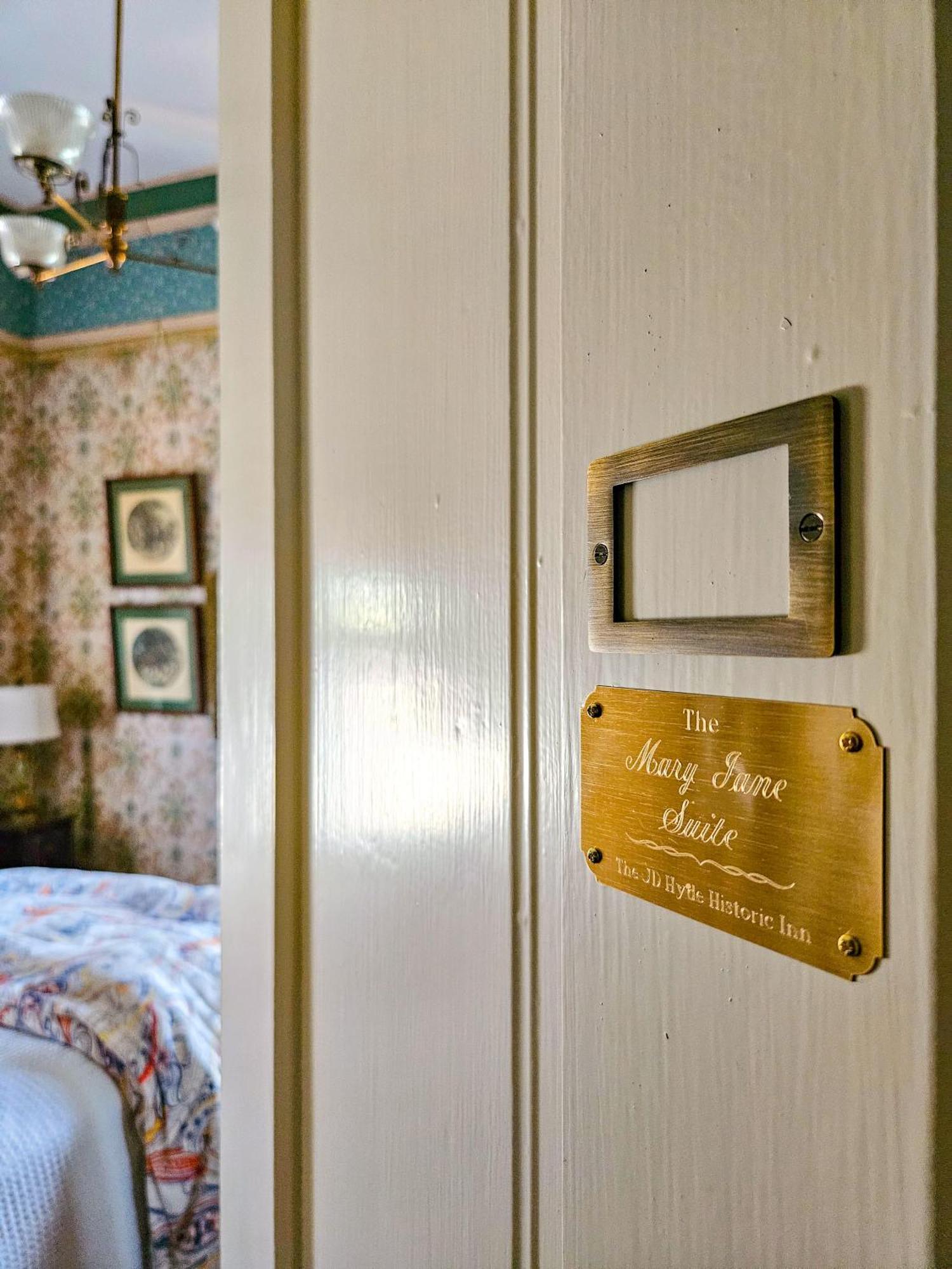 The Jd Hyde Historic Inn Visalia Buitenkant foto