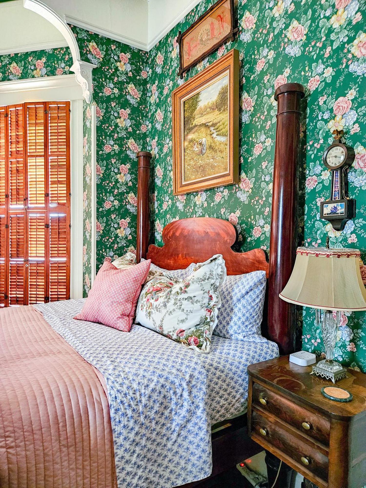 The Jd Hyde Historic Inn Visalia Buitenkant foto