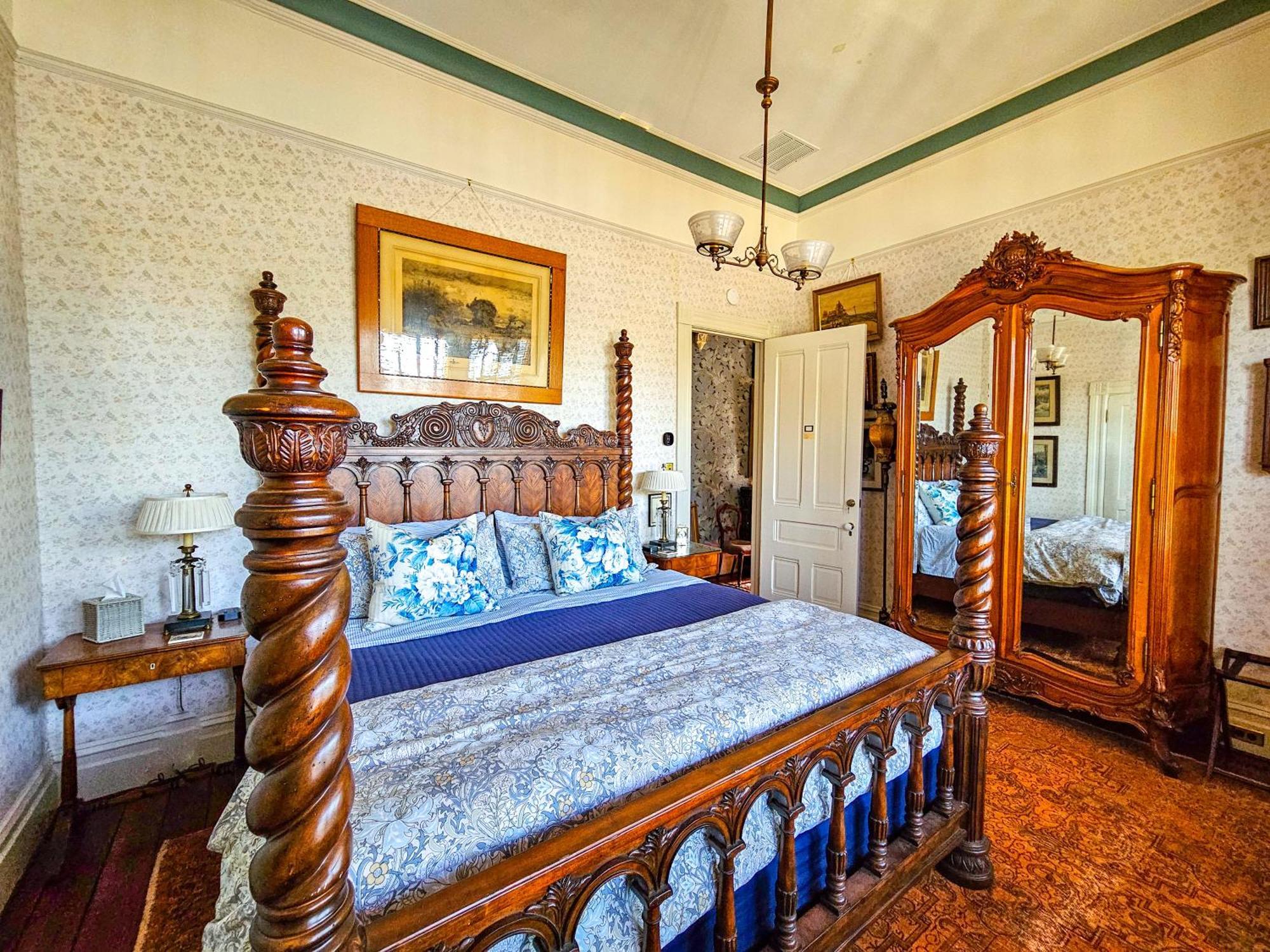 The Jd Hyde Historic Inn Visalia Buitenkant foto