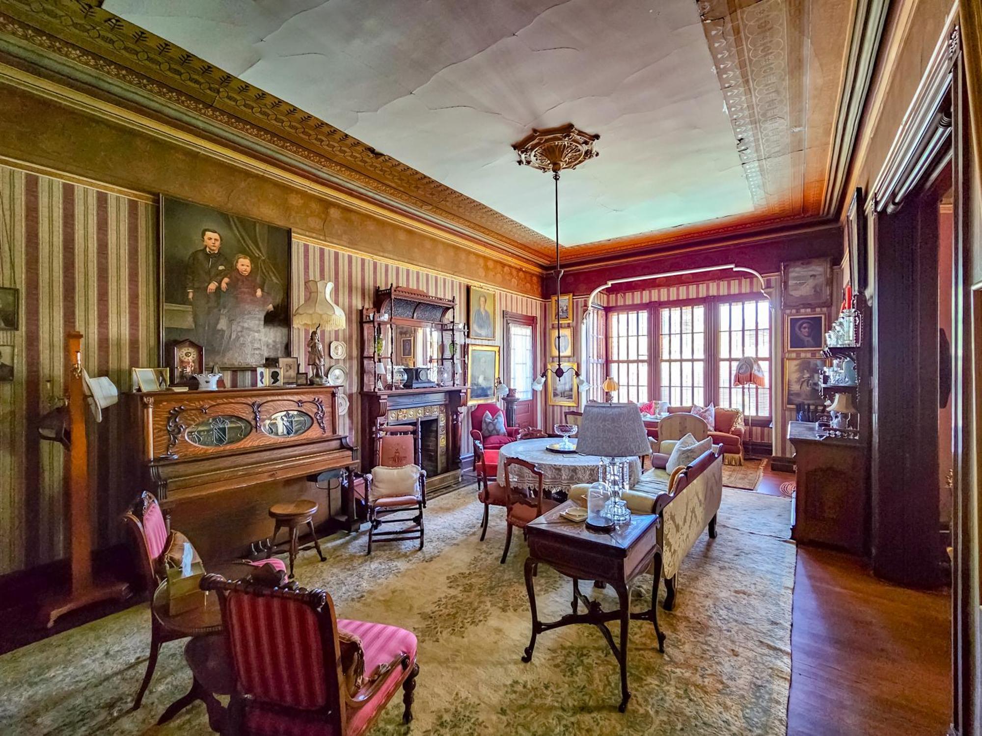 The Jd Hyde Historic Inn Visalia Buitenkant foto