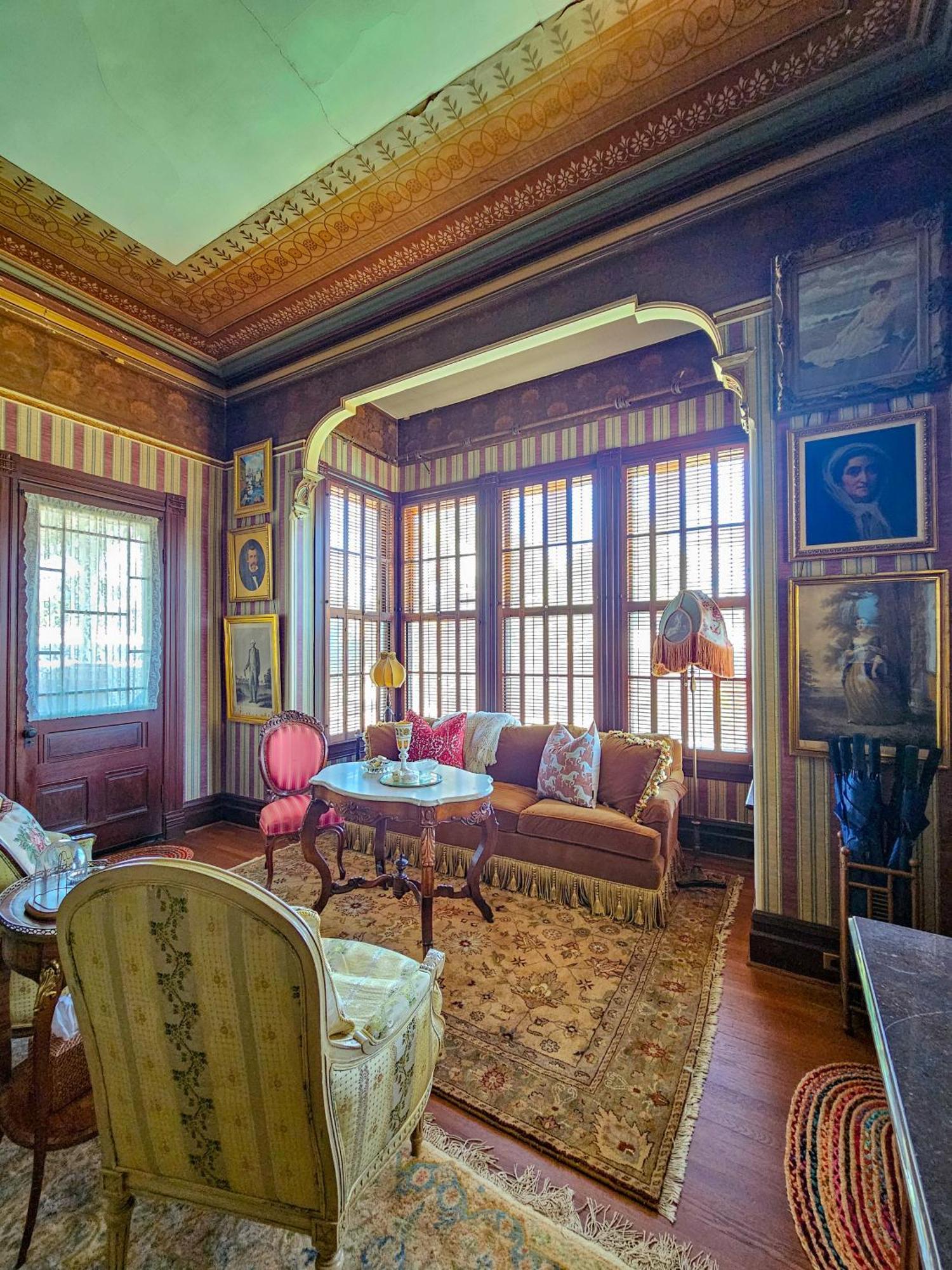 The Jd Hyde Historic Inn Visalia Buitenkant foto